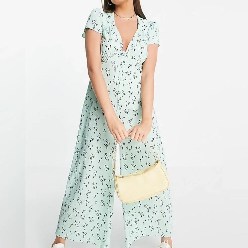 ASOS Bubble‎ Crepe Tea Button Front Jumpsuit Sage Micro Floral Size 20 NWT